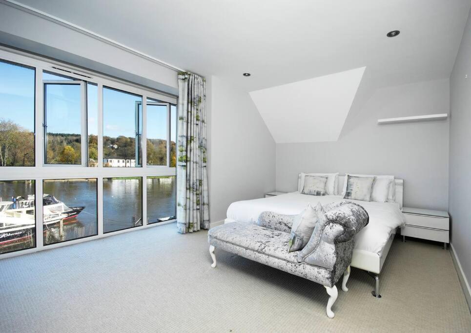 The Oars - Riverfront Property Henley-on-Thames Kültér fotó